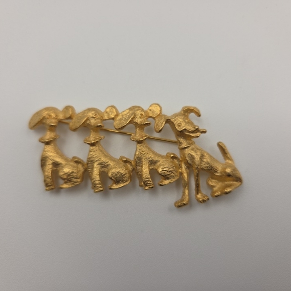 Gold Tone Puppy Dog Brooch Pin - Picture 3 of 11